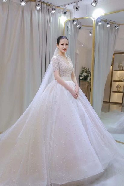 gaun bridesmaid hijab simple